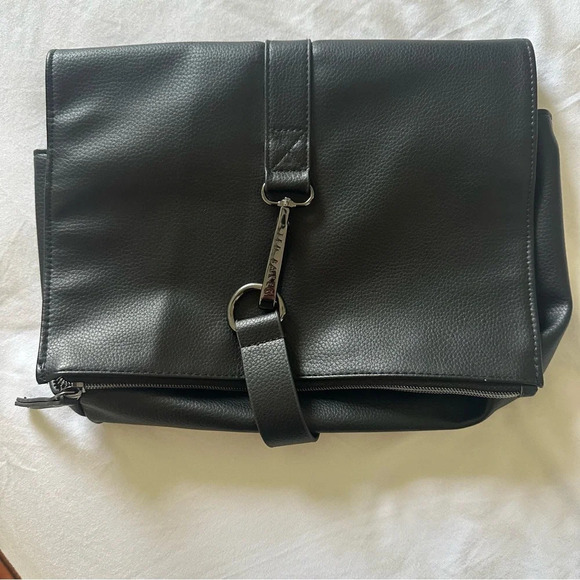 Ted Baker Cabaleo Cable Wallet in Black - Picture 8 of 10